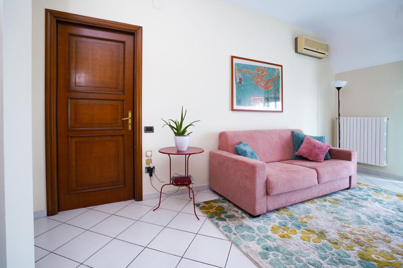 La Casa Di Azzurra Centro Citta Appartamento Fino A 4 Posti Letto E 2 Bagni Фоджа Екстер'єр фото