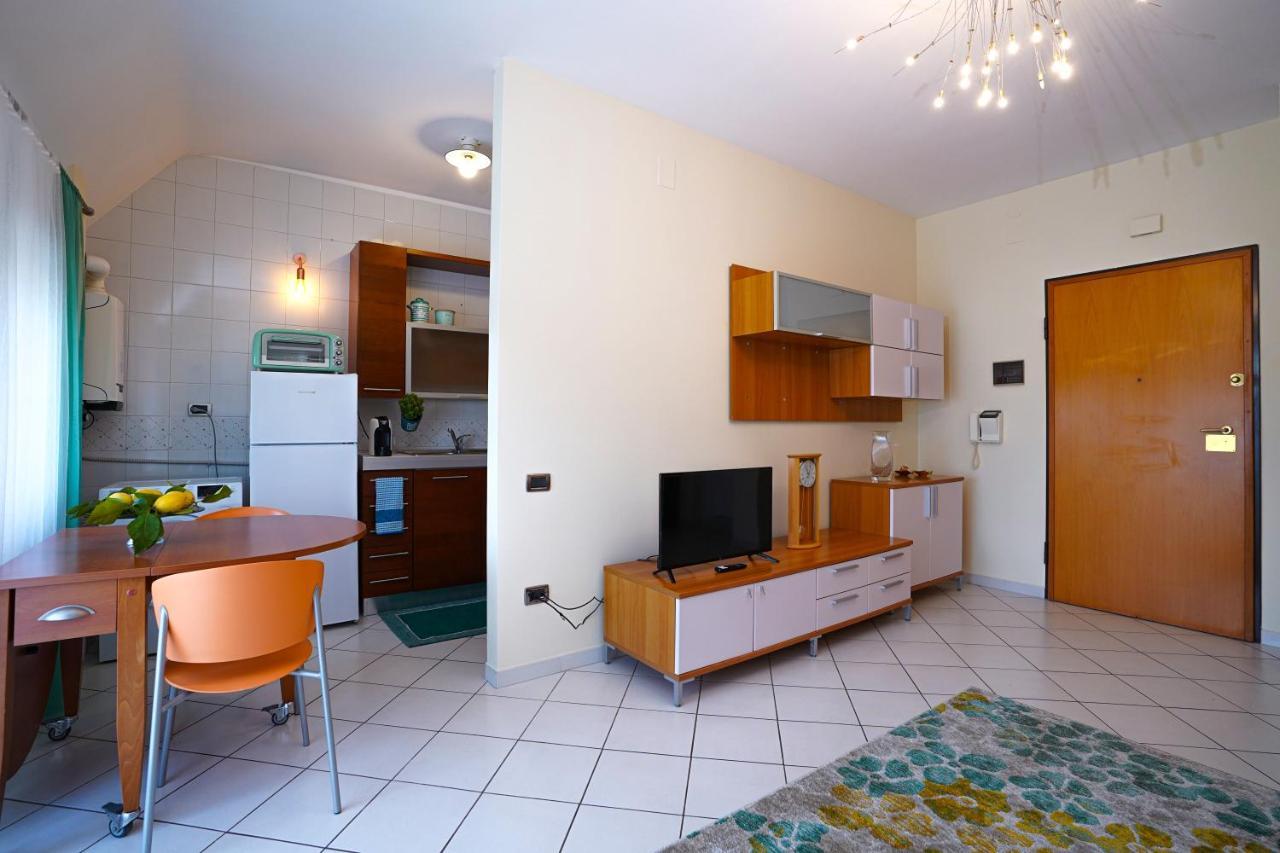 La Casa Di Azzurra Centro Citta Appartamento Fino A 4 Posti Letto E 2 Bagni Фоджа Екстер'єр фото