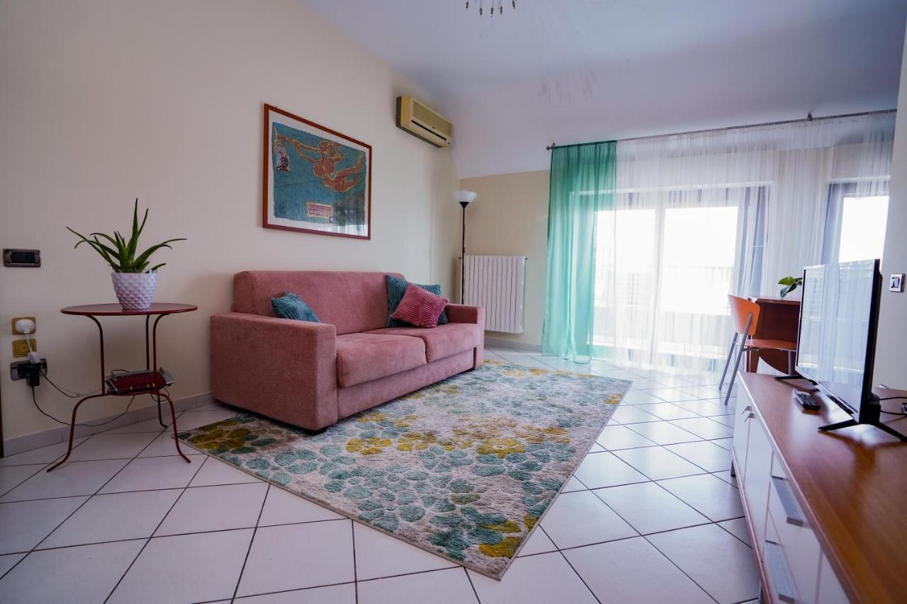 La Casa Di Azzurra Centro Citta Appartamento Fino A 4 Posti Letto E 2 Bagni Фоджа Екстер'єр фото