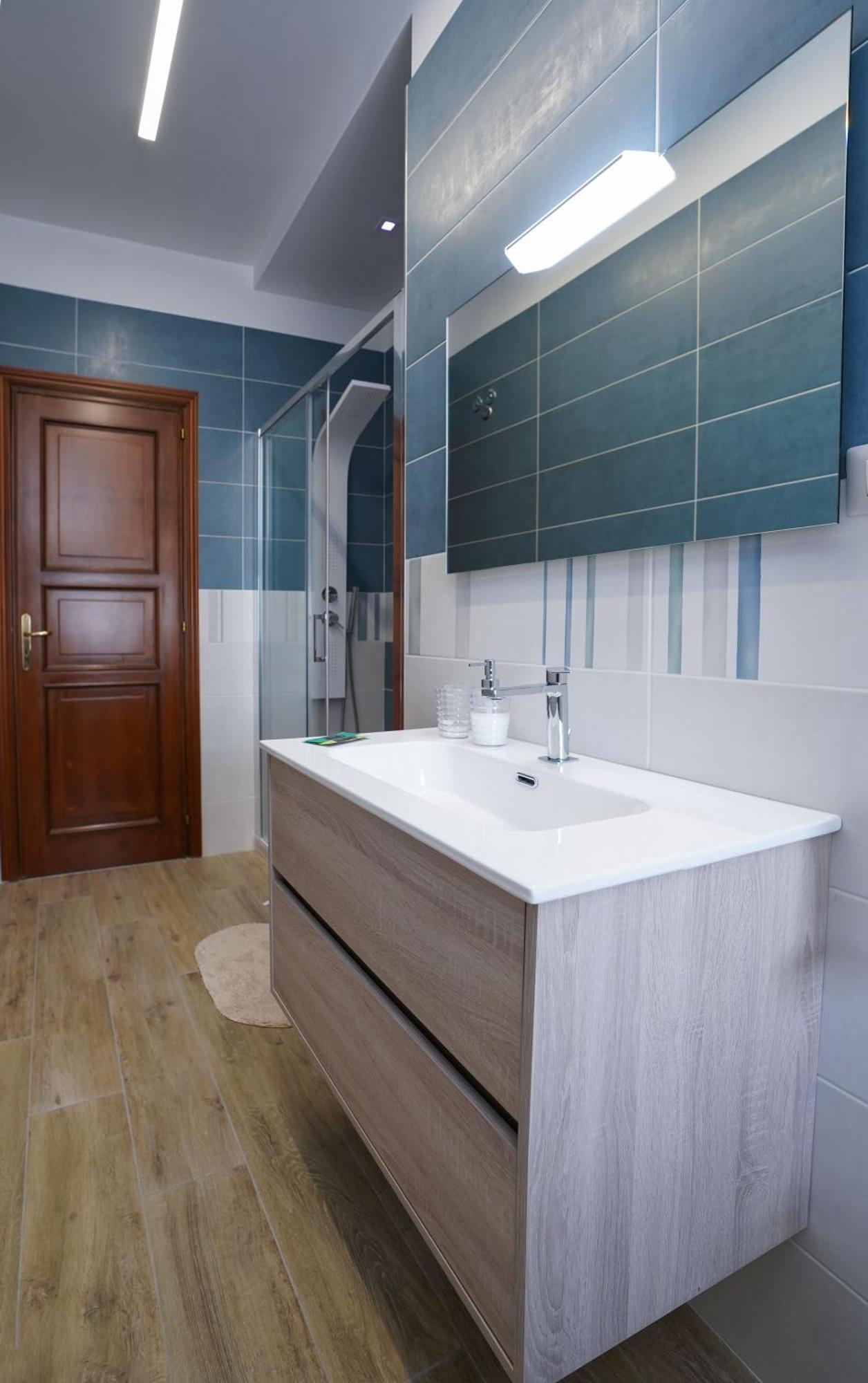 La Casa Di Azzurra Centro Citta Appartamento Fino A 4 Posti Letto E 2 Bagni Фоджа Екстер'єр фото
